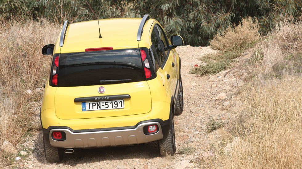 Το Fiat Panda Cross είναι μία ειδική περίπτωση μοντέλου, που απευθύνεται σε αυτούς που γνωρίζουν τι ακριβώς θέλουν. 